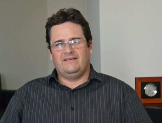 Professor Haroldo Arruda é candidato a deputado federal por Mato Grosso. 