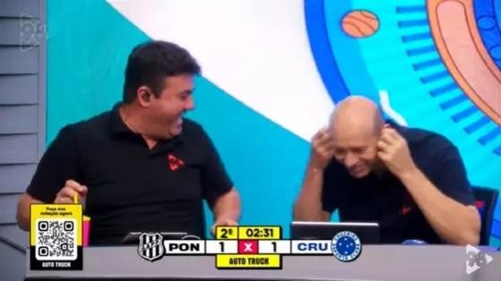Guilherme Mello abandonou transmissão para ir ao banheiro
