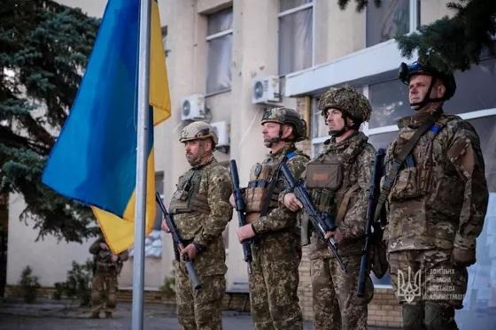 Soldados ucranianos retomam Lyman