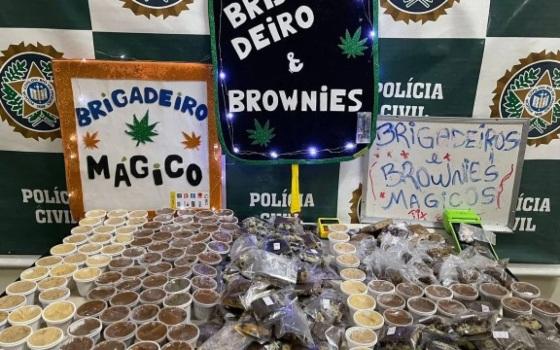 Casal aceitava pix e pagamento por cartão na venda dos doces 'batizados'