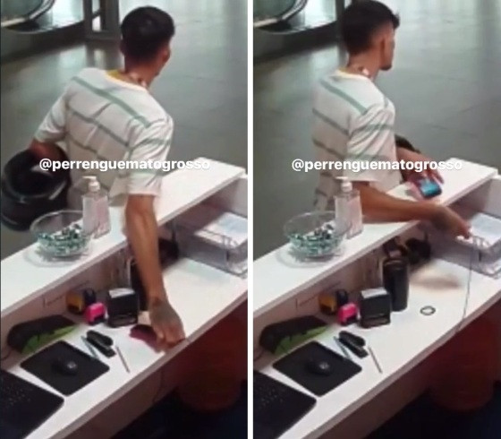 Criminoso pega celular e sai do local normalmente, como se nada tivesse acontecido.