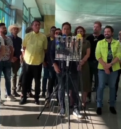 Leonardo e Gusttavo Lima se reuniram com Bolsonaro nesta segunda, 17
