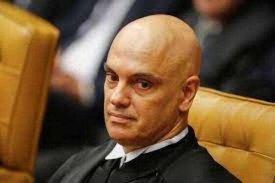 Resolução dá a Alexandre de Moraes o direito de decidir o que é fato ou fake news. 