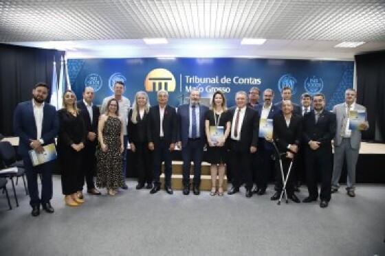 Na abertura do encontro, o presidente da Corte de Contas, conselheiro José Carlos Novelli, falou sobre os desafios históricos que o país enfrenta na área de educação e destacou a importância da ação para resolvê-los.