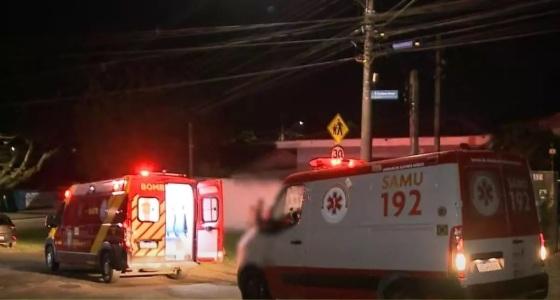 A vítima foi socorrida e encaminhada ao Hospital Regional. 