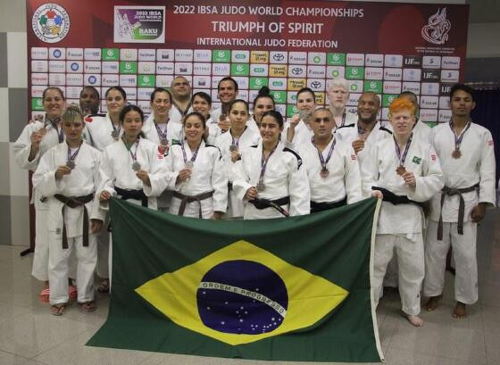 Com excelente desempenho, o Brasil ficou com o quarto lugar, atrás de Turquia, Ucrânia e Irã.