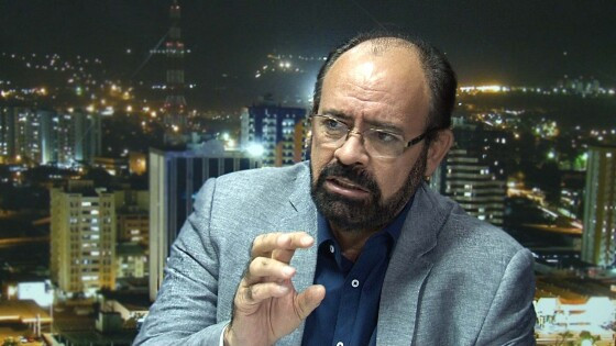 Prefeito eleito de Cuiabá vai ter que se habituar a ser o alvo das críticas.