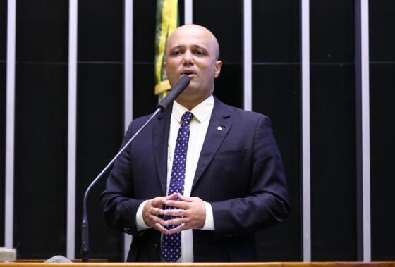 O deputado federal Major Vitor Hugo é autor da proposta