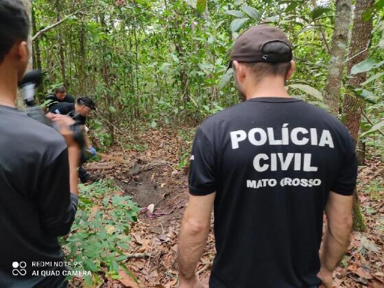 Após a prisão no estado de Goiás, o suspeito de 33 anos confessou o crime e indicou o local onde teria escondido o corpo da vítima. 