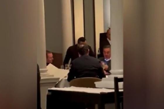 Barroso janta com advogado de Lula em NY