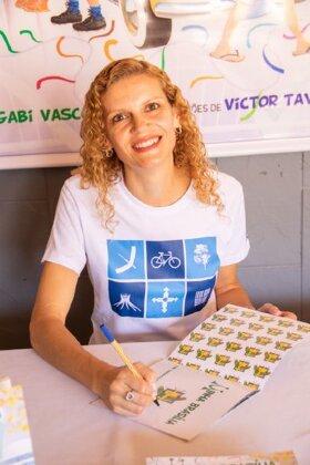 Gabi Vasconcelos é alfabetizadora e autora do livro Minha Brasília