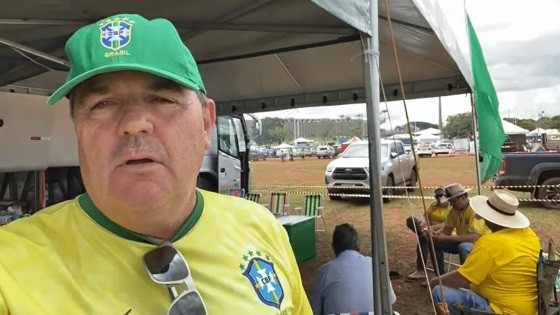 Carlos Alberto Capeletti foi afastado do cargo de prefeito por 60 dias