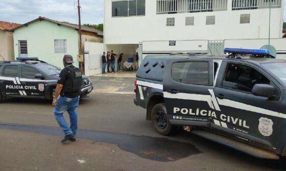 Polícia Civil cumpre 10 mandados de prisão