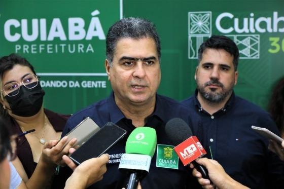 Emanuel respondeu sobre ter passado últimas semanas em Brasília