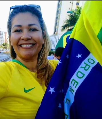 Josiany Duque Gomes Simasteve os bens bloqueados por decisão do juiz da 8ª Vara Federal do Distrito Federal, Francisco Alexandre Ribeiro.