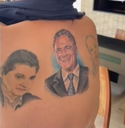 Não é a primeira vez que Kajuru presta esse tipo de “homenagem” à um amigo. 