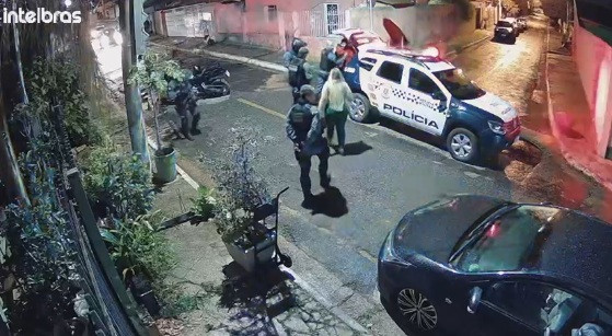 Advogados foram presos e denunciaram ação truculenta da PM
