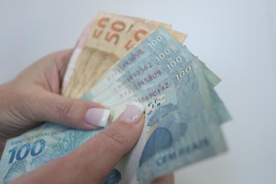  De acordo com o último levantamento do IPF-MT, 24,8% das famílias, cerca de 153 mil pessoas, estão inadimplentes na Capital