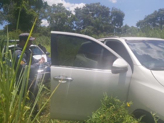 Caminhonete foi recuperada e bandido morto