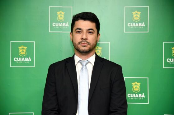Allison Akerley da Silva tem assinado as ações na Justiça de Emanuel