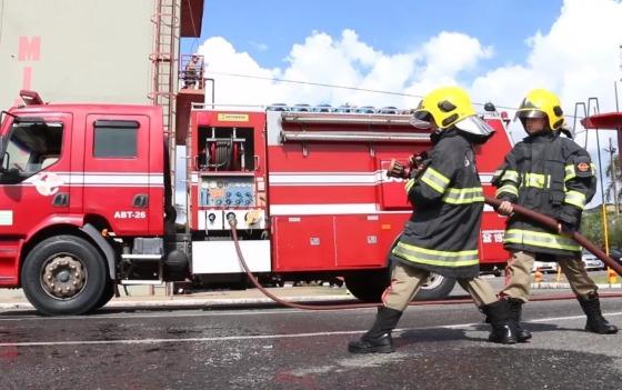 Casal vendia cursos falsos de bombeiro mirim