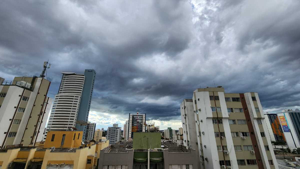 Cuiabá tem previsão de chuva e máxima de 35°C neste feriado