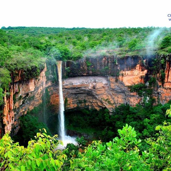 Mauro Mendes tem plano para construir elevador panorâmico na cachoeira Véu de Noiva