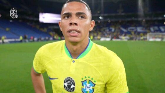  Vanderson estreou pela Seleção Brasileira de Futebol no amistoso contra Guiné.