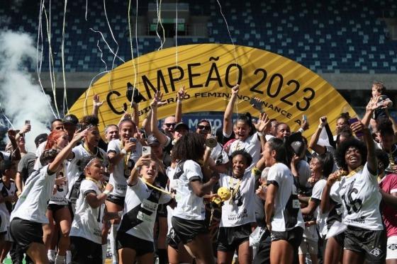 Mixto se sagrou campeão neste domingo