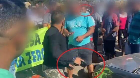 Homem apontou arma para manifestantes