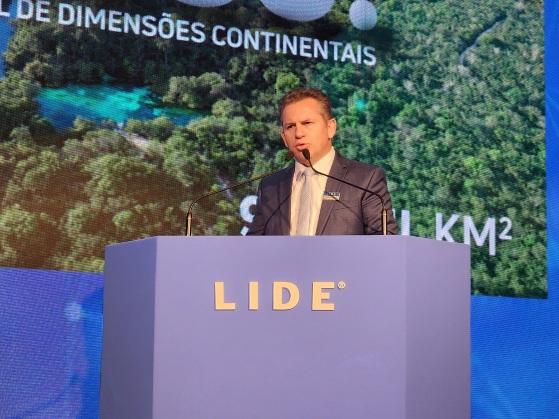 Governador fez discurso no evento que reúne lideranças empresariais e políticas.