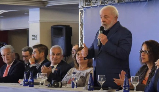 "Enfrentamos aqui o discurso de tudo aquilo que a gente aprendeu historicamente a combater", disse. Lula.