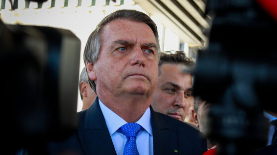 Bolsonaro não revelou o valor arrecadado.