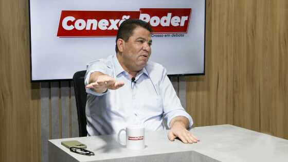 Cidinho Santos recebeu a missão, dada pelo governador, de terminar as obras o quanto antes