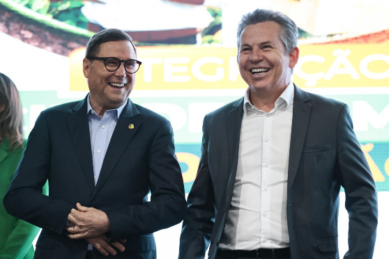 Mauro Carvalho é amigo e braço direito do governador na gestão
