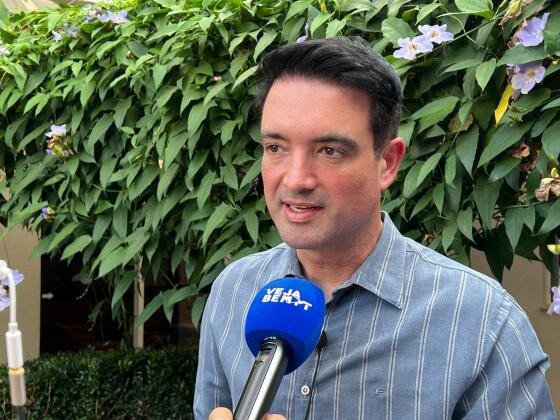 Bortolin teceu duras críticas às mudanças estatutárias que permitiram a perpetuação de uma única pessoa no comando da AMM.