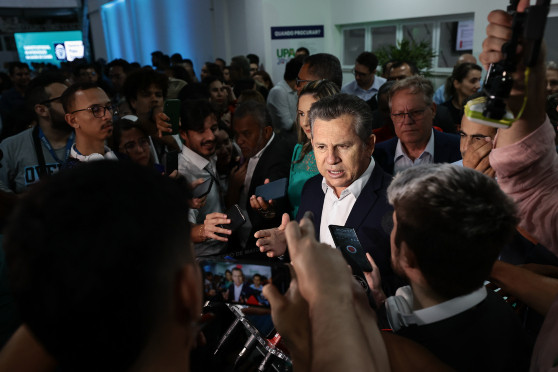 O governador Mauro Mendes durante a solenidade de entrega da UPA do Jardim Leblon