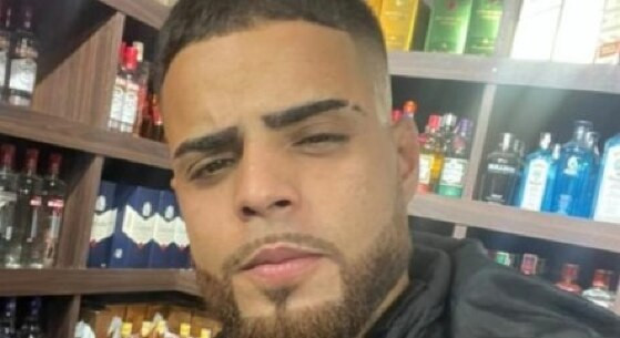 Thalles foi morto à golpes de faca.