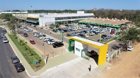 Mercado do Porto foi reformado e agora conta com dois pisos