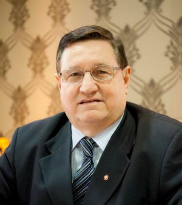 João Pedro Marques é advogado, jornalista e CEO do grupo RDM-Rede de Mídias Brasil em, Mato Grosso; Brasília; Rio e São Paulo.