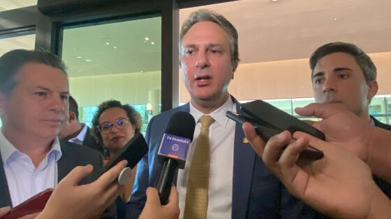 Também participaram do encontro, o governador do Estado e o ministro da Educação