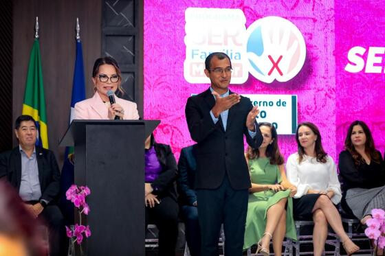 Assinatura do Termo de Cooperação do programa SER Família Mulher
