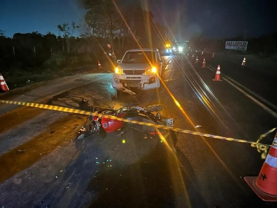 O acidente aconteceu na noite de sábado (12), em Várzea Grande