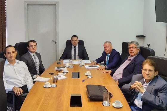 Chico 2000 se reuniu com promotores do MP para tratar da PL do "Calote"
