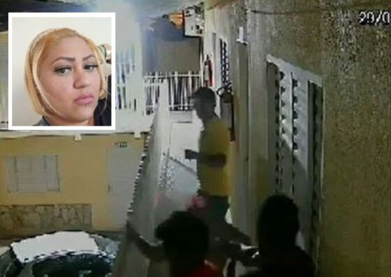 A vítima foi alvejada por disparos na porta de casa. 