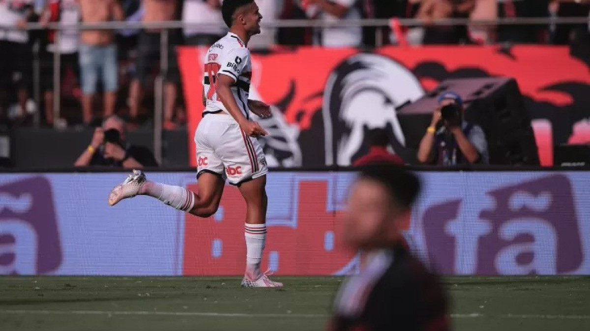 São Paulo garante o empate no jogo de volta e leva o título de campeão da  Copa do Brasil no Morumbi - Equinócio Play