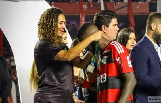 Flamenguista, a ministra da Igualdade Racial Anielle Franco