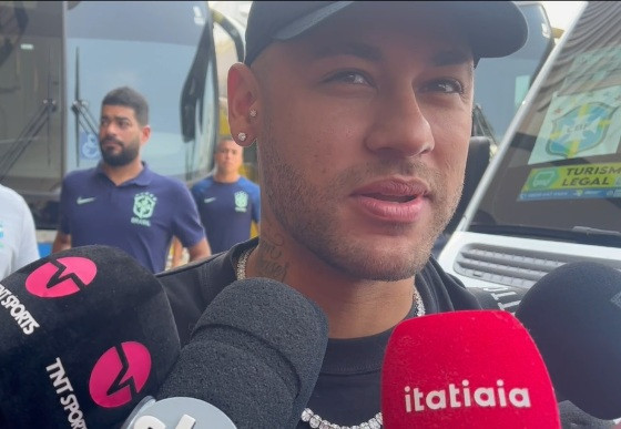 Neymar joga no Al-Hilal, na Arábia Saudita.