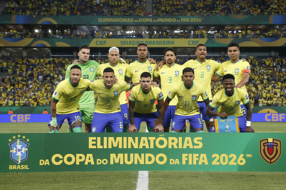 Seleção Brasileira entra em campo contra a Escócia buscando confirmar a liderança do Grupo C e avançar em vantagem para a próxima fase da Copa do Mundo.