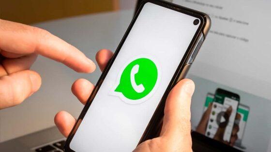 O WhatsApp diz que notifica os usuários com antecedência sobre o fim da compatibilidade. 